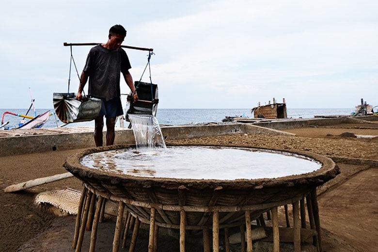 Traditional Salt Maker
